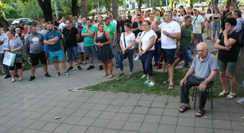 „Szándékosan akarják tönkretenni Csantavért, ezt nem szabad hagynunk!”