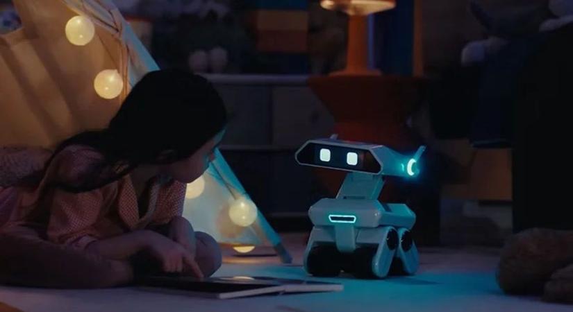 Bemutatkozik Yonbo, az okos társrobot, aki veled él és tanul