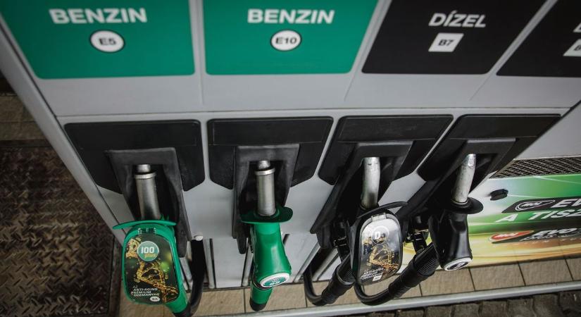 Elutazik a pünkösdi hétvégén? Mutatjuk, milyen árakon tudja feltankolni az autóját!