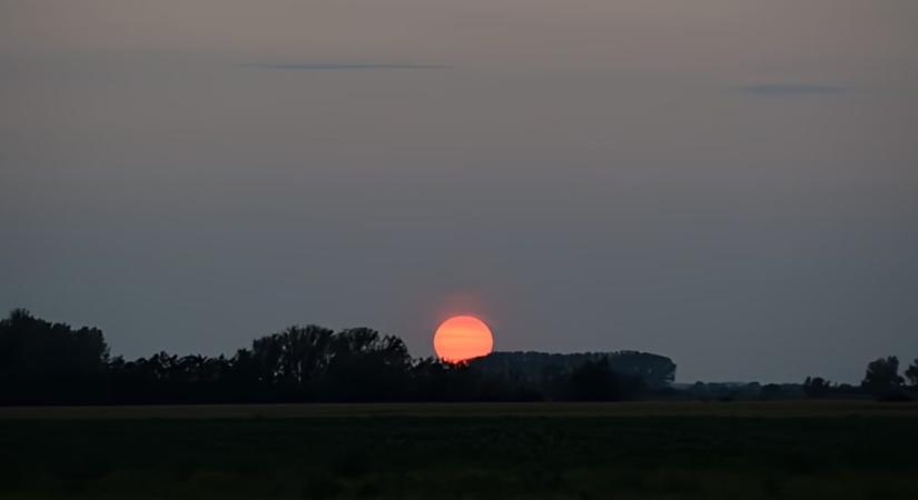 Szaharai por és kanadai füstfelhő borította be hazánkat