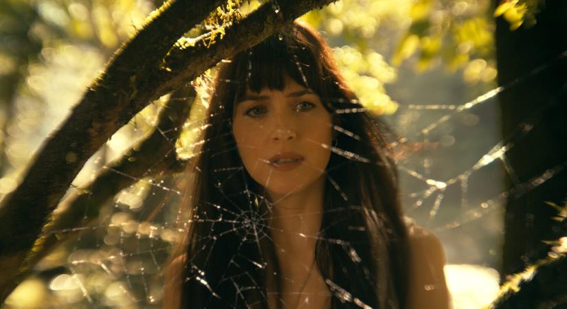 Dakota Johnson nem fogta vissza magát, szerinte nem az ő hibája, hogy a Madame Web megbukott: Olyan emberek döntései okozták, akikbe semmi kreativitás nem szorult