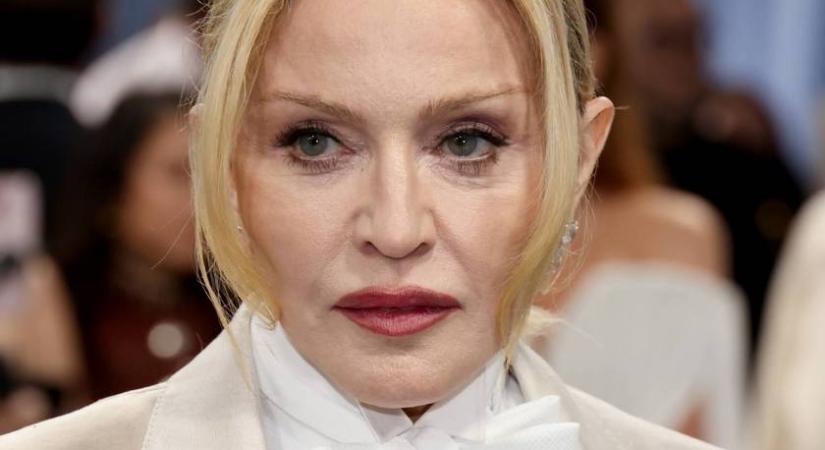 Friss felvételen Madonna 94 éves apja: Silvio az unokái körében ünnepelt