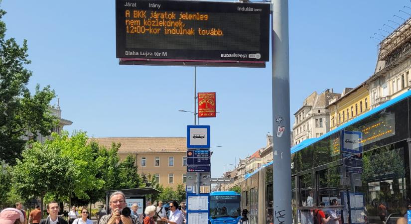 Leállt a budapesti tömegközlekedés