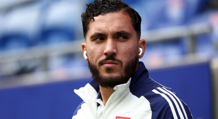 Kikosarazta a Liverpoolt, riválishoz szerződik a francia tehetség