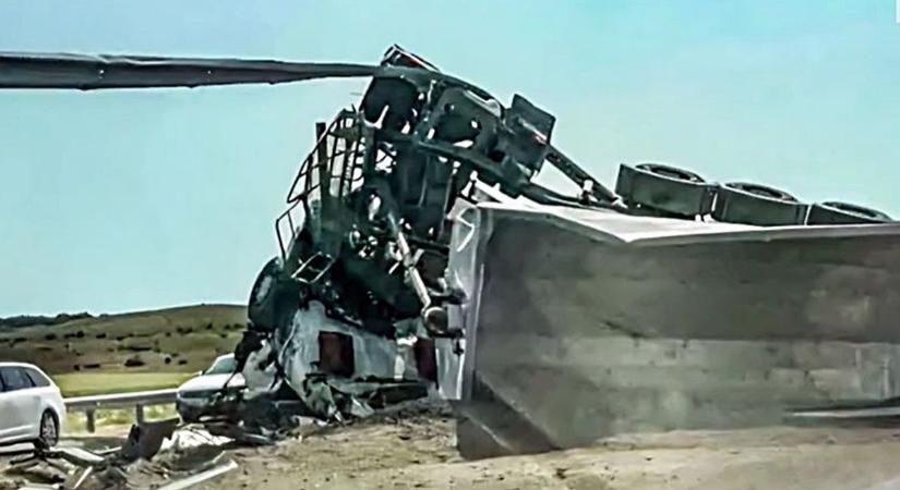 Sokkoló felvételek láttak napvilágot a 8-as főúton történt halálos balesetről - videó