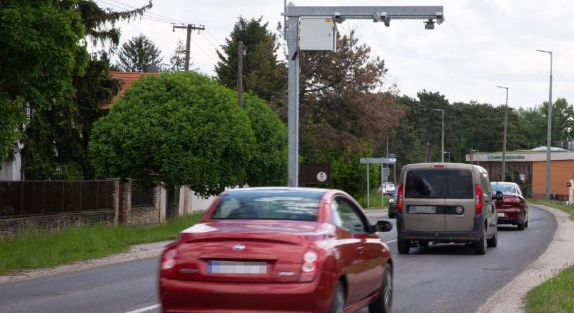 Hihetetlen, de tényleg 11 milliós bírságot szedett össze ugyanannál a traffipaxnál egy biztonsági őr, mutatjuk hogyan
