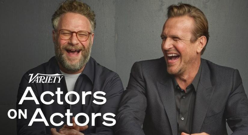 Seth Rogen és Jason Segel 27 éve ismerik egymást, nevetve nosztalgiáznak a sorsfordító Mátrixról és sok minden másról – videó