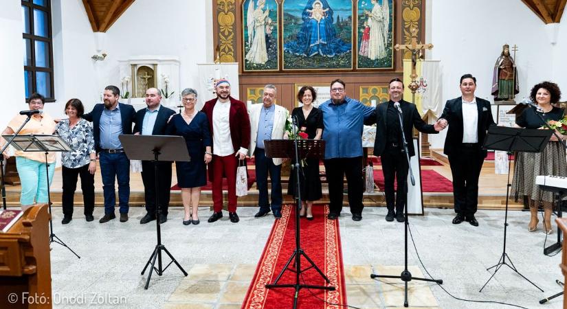 Trianoni megemlékezést tartottak Rácalmáson a Nemzeti Összetartozás Napján