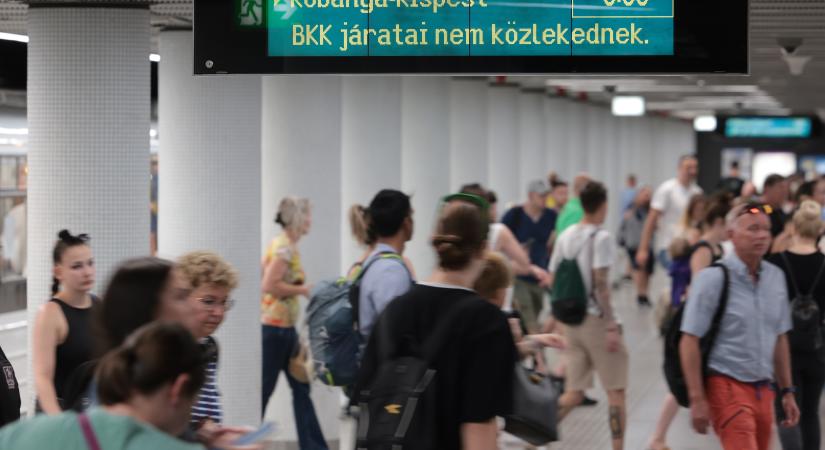 Szinte észre sem vettük, hogy tíz percre leállt a BKV - fotók