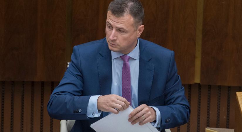 Felmentést kért a védelem Gál Gábor számára
