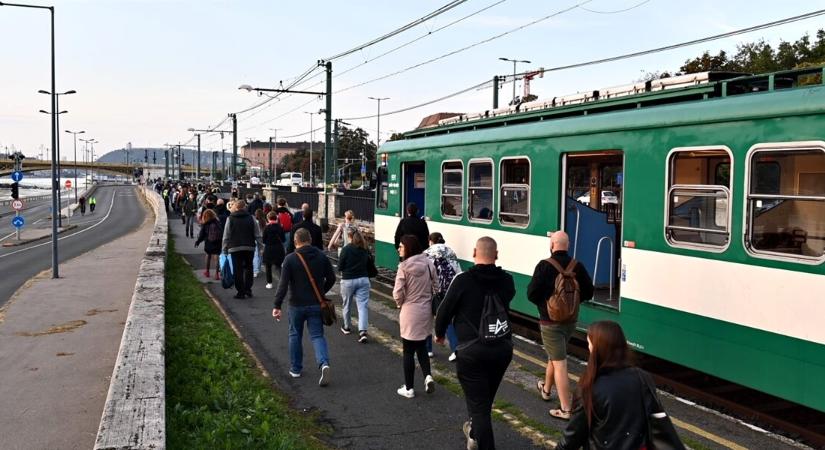 HÉV-nyugdíjazási hullám jön 2025-ben – de vajon marad a menetrend?