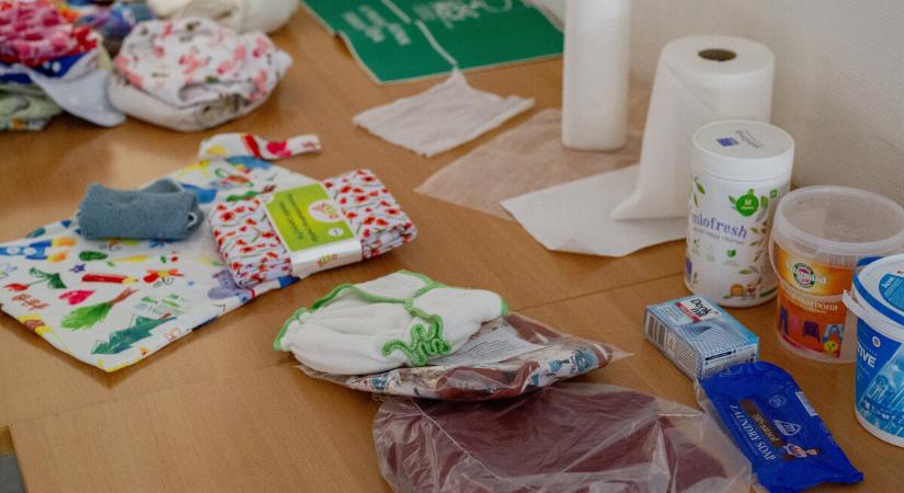A pelenkázás alternatív módszeréről hallhattak a családok a könyvtárban