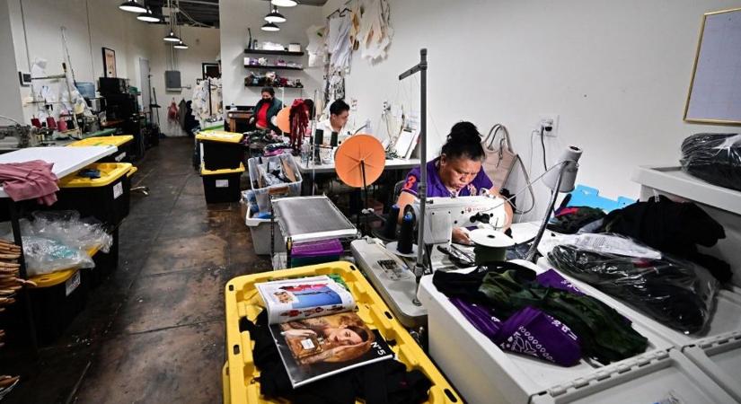 Vártnál is több az amerikai új munkahely, a Fednek nem kell kapkodnia