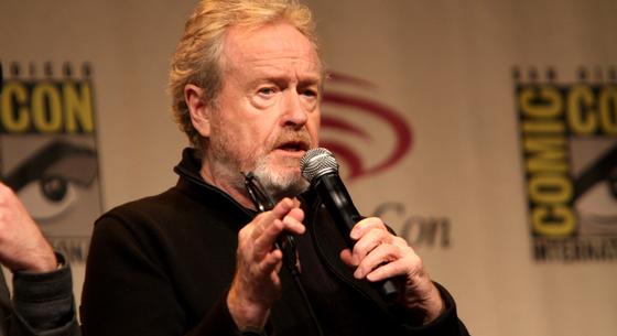 Ridley Scott elégedett a saját és James Cameron Alien-filmjével, de a többit leszólta