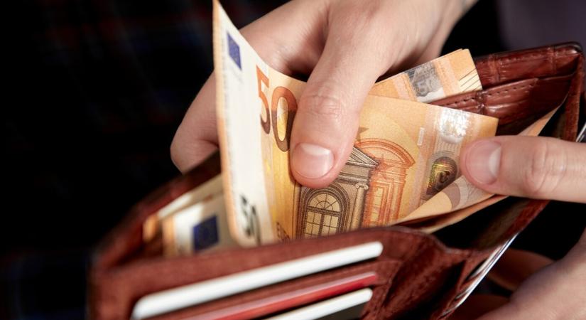 Ugyanakkor ment nyugdíjba, de mégis kevesebbet kap, mint a szomszéd – ezért lehetséges!