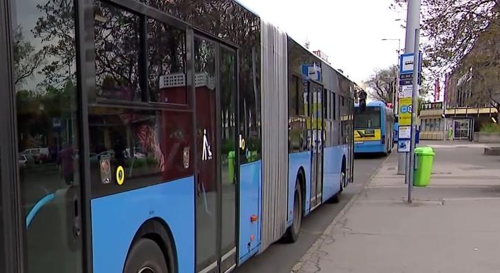Elismerte Karácsony Gergely, hogy az ő utasítására álltak le a tömegközlekedési eszközök 10 percre  videó