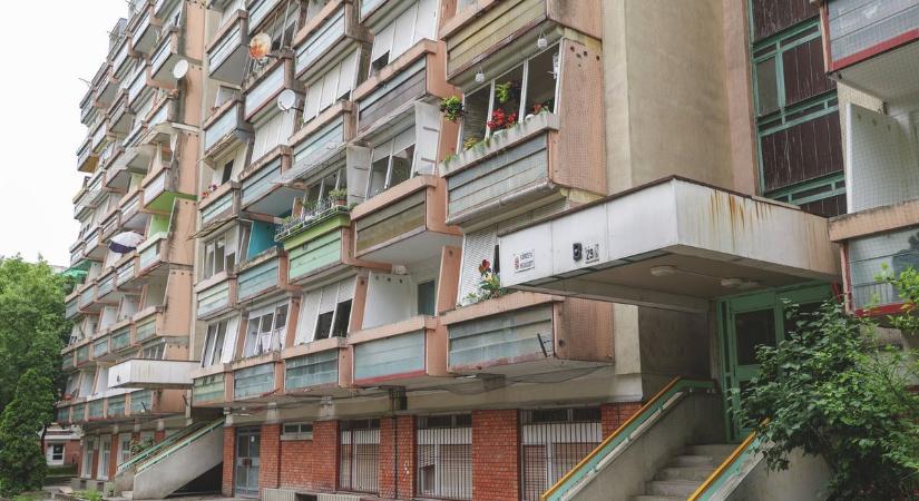 A rendőrség bekeményít, újabb razzia várható a Kereszttöltés utcában
