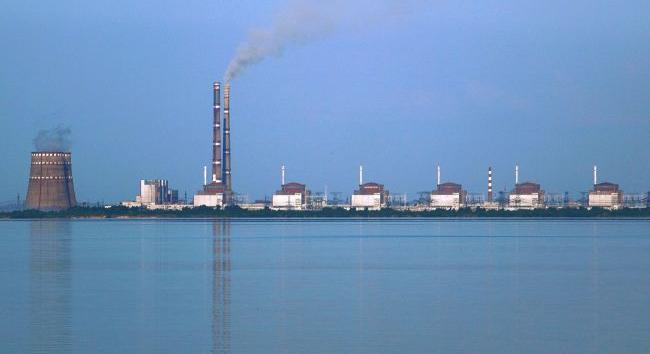 A NAÜ robbanásokról számolt be a Zaporizzsjai Atomerőműből