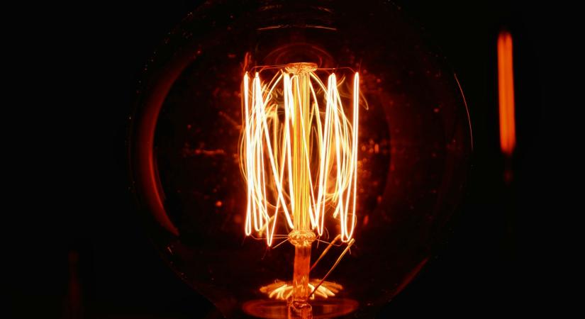 Az elektromos áram valójában egyre olcsóbb – de nem úgy, ahogy gondolnád