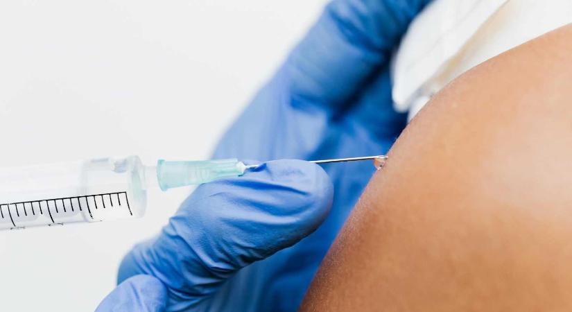 Hivatalos: 26 éves koring ingyenesen igényelhető a HPV elleni oltás
