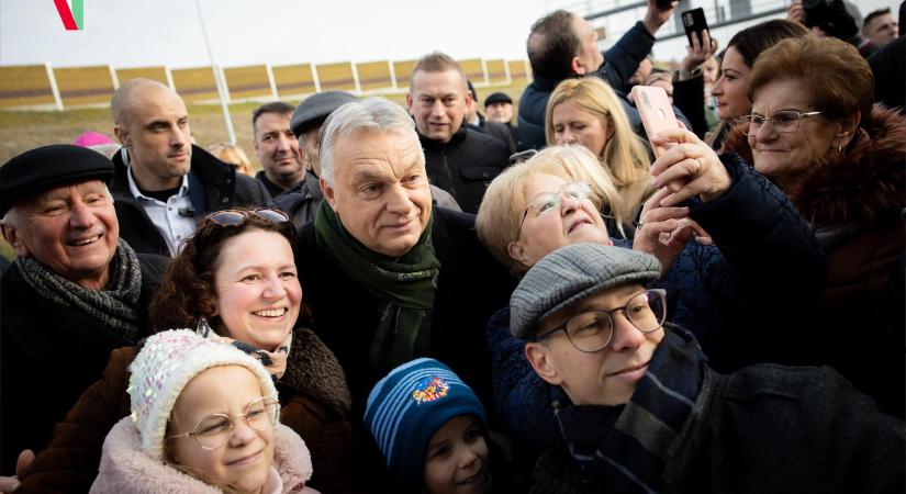 Ez a dolga a “Harcosok klubjában” az önálló gondolkodás alól felmentett Fidesz-híveknek