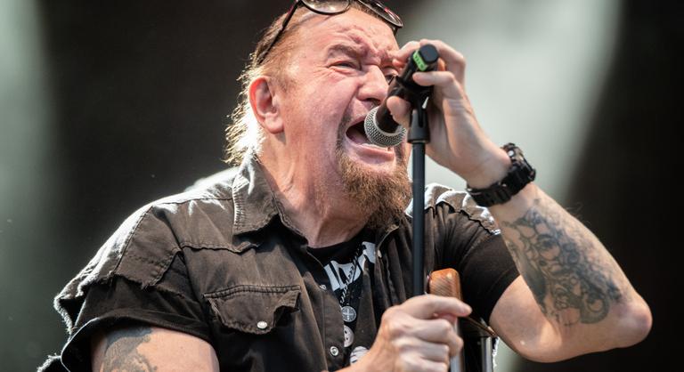 Gyászol Deák Bill Gyula, meghalt szeretett felesége