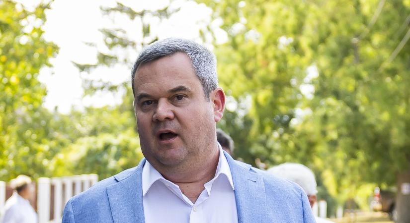Takács Péter államtitkár: mégsem lesz Dél-Budai Centrumkórház, béremelés sem várható az egészségügyben