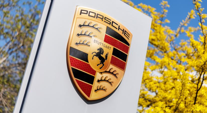 Úgy tűnik, a Porsche beadja a derekát