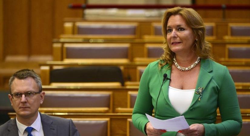 A debreceni fideszes városvezető is bírálta Vitályost – aki már gesztust tett
