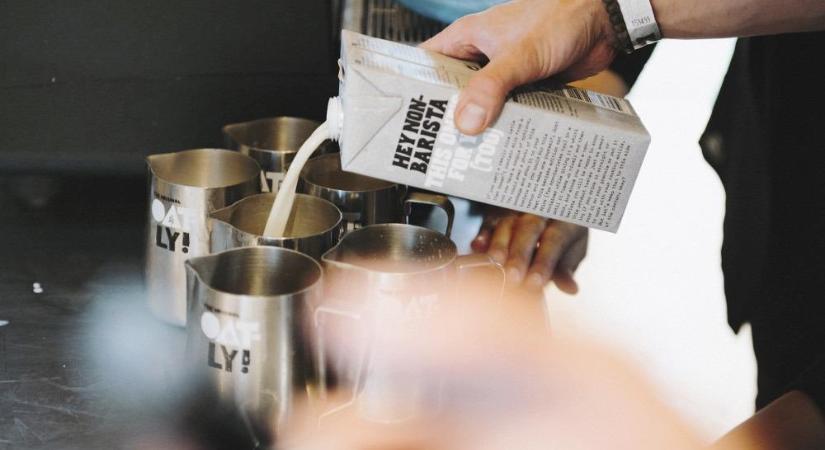 Új stratégiával élesztené fel a növényi tej iránti keresletet az USA-ban az Oatly