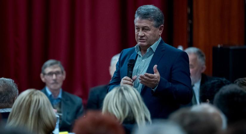 Lázár miniszteri biztosnak nevezte ki azt a képviselőt, aki kihagyta a Harcosok Klubját