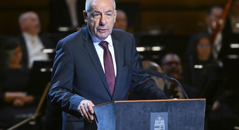 Nem nagyon vettek tudomást Sulyok vétójáról, változatlan szöveggel nyújtották be az erdőpusztítást lehetővé tevő törvényjavaslatot