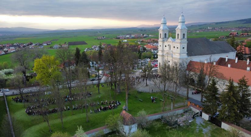 Semjén Zsolt: a magyar kormány 500 millió forinttal támogatja a csíksomlyói kegyhely felújítását