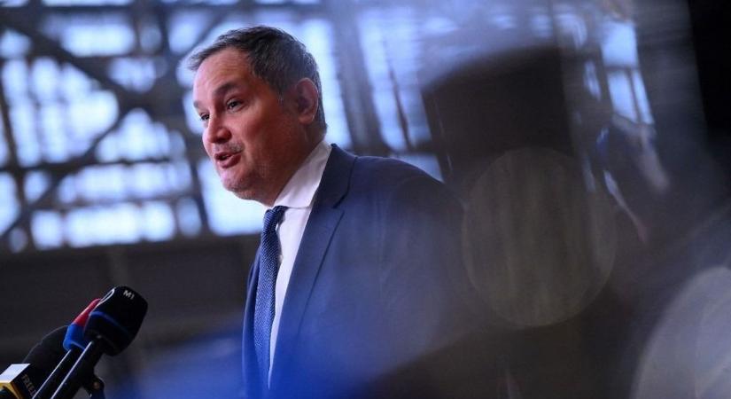 Azonnal reagált a Nemzetgazdasági Minisztérium a Fitch Ratings hitelminősítő ítéletére