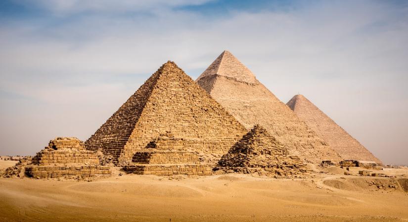 Világbotrány, nem is az egyiptomiak építették a piramisokat?