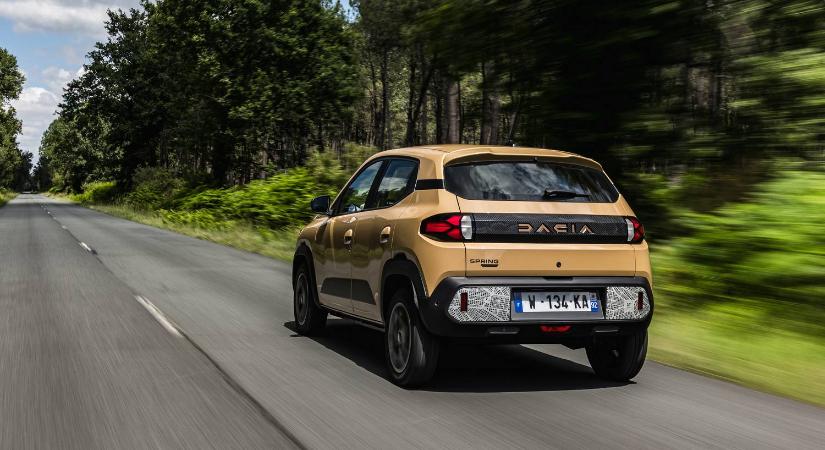 Mini-Duster formatervet kap és a tervezettnél korábban érkezik a legkisebb Dacia