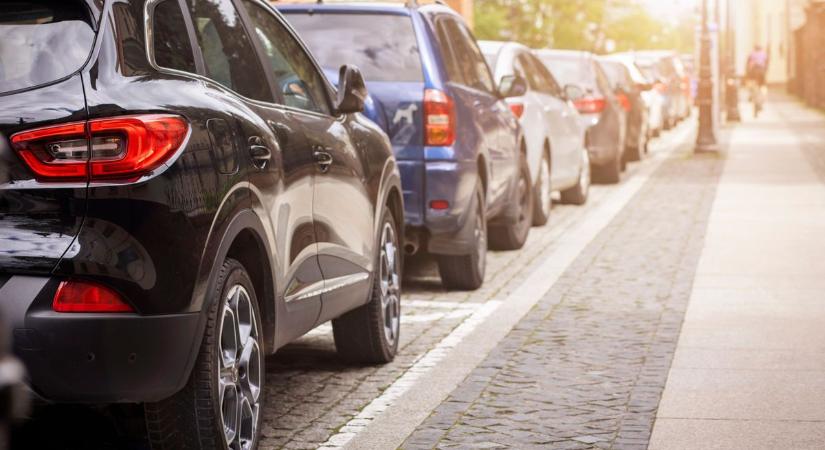 Mutatjuk hol érdemes odafigyelni a parkolásra pünkösdkor