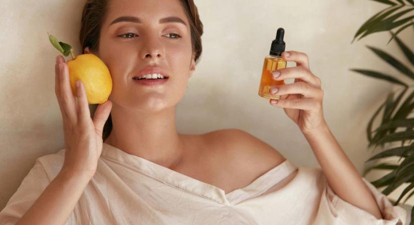 Még mindig derülnek ki újdonságok a C-vitaminról – Ezek a szérumok kellenek a bőrödnek!