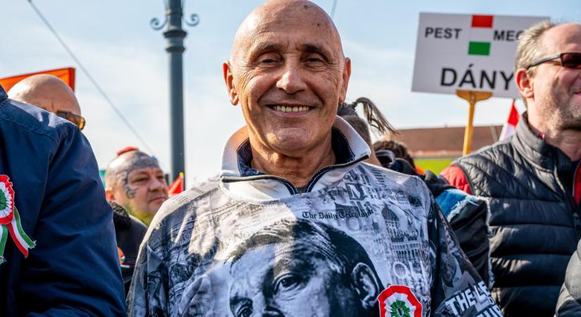 Pataky Attila a mulatós kikacsintásáról: Az a helyzet, hogy ezt is kurva jól csináltam