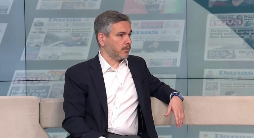 „A haladók meg akarják semmisíteni az állami egyetemeket”