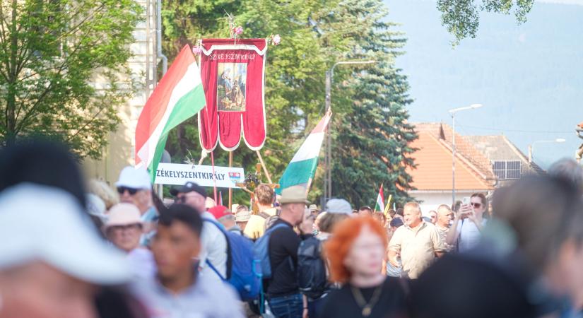 Nézze velünk a szentmisét a csíksomlyói nyeregből! (VIDEÓ)