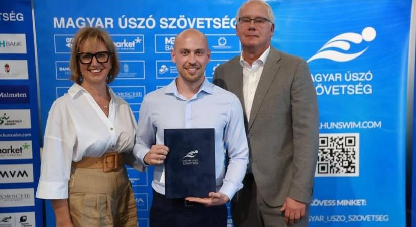 Hatalmas elismerés! Karrierje legnagyobb megtiszteltetésében részesült a debreceni oktató!