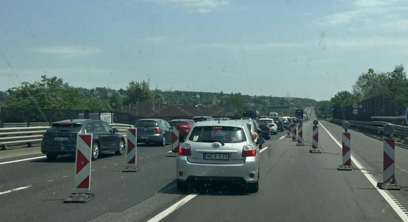Az M3-ason ki lehet hordani egy gyereket, míg eljut az ember Heves vármegyéig