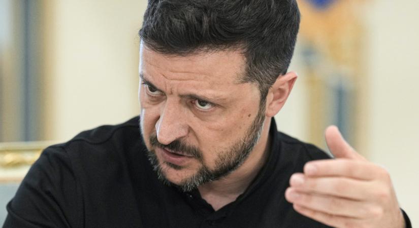 Az ukrán elnök már megint Donald Trumpnak üzenget