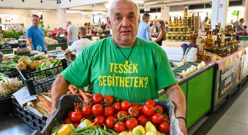 Ennek a két gyümölcsnek nem akar lejjebb menni az ára a győri vásárcsarnokban - fotók