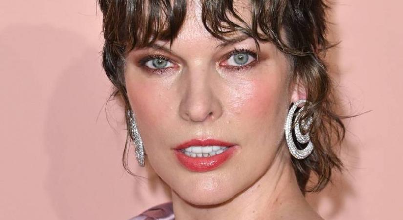 Milla Jovovich 17 éves lánya kiköpött mása anyjának: Ever meseszép a kék szemeivel