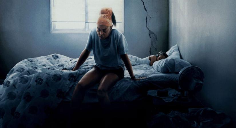 A film, amitől ökölbe szorul a kéz és a gyomor – ez most a legnézettebb thriller a Netflixen