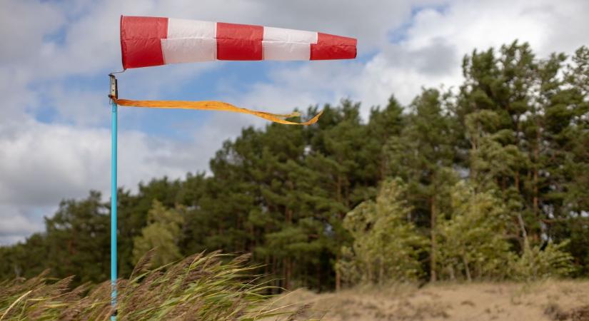 Egyszerre zúdul ránk a rekkenő hőség és a 80 kilométer/órás szél pünkösdvasárnap