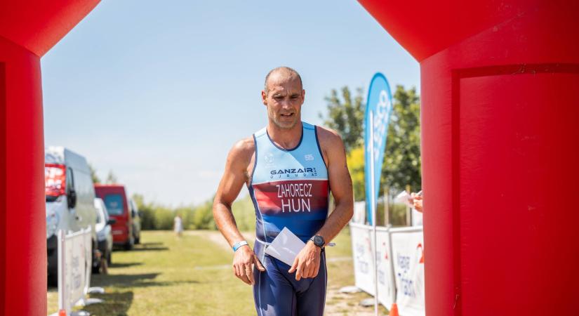 Triatlon szupersprint ob – A férfiaknál Szűcs András, a nőknél Pusztai Dóra nyert Ikrényben
