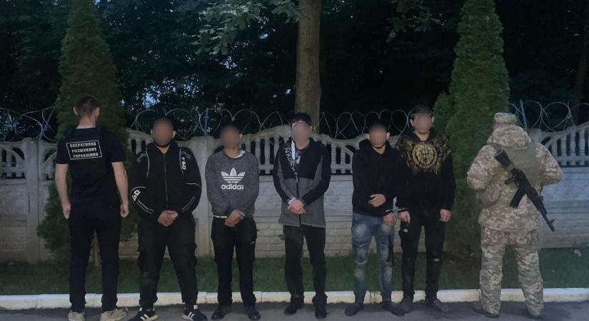 Kiskorú vezetett egy határsértő csoportot Kárpátalján